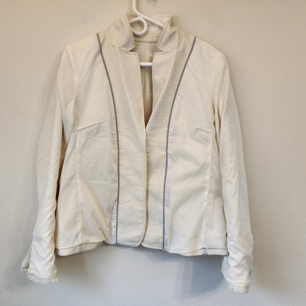 Banana Republic Ivory White Tweed Blazer with Fringe Brass Button Sz 14 Academia - Picture 14 of 16